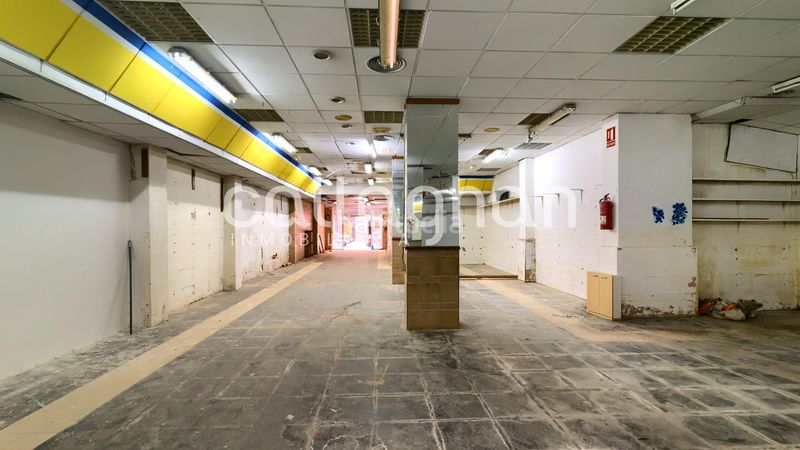 Foto d59a8f9e-0105-495d-a2d3-cf16bef1ceea. Local comercial a Aldaia