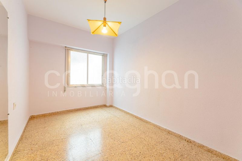 Foto 0c030b17-82ca-4304-a5d3-6ebd05f6fd94. Pis a Aiora Valencia