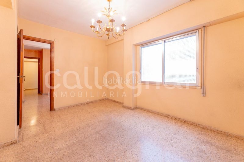 Foto cd8057d6-10f0-4b16-8842-f79a29419d37. Pis a Aiora Valencia