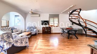 Casa adossada a Corinto-Almardà. A 200 metros del mar, playa de corinto. adosado esquinero con ac