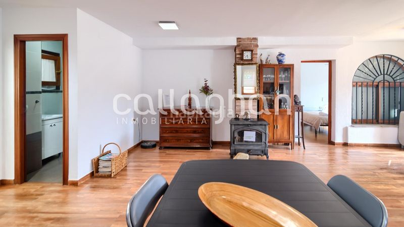 Foto 0fbef7e9-0b95-4c02-8344-2a9bd6ba0195. Casa adossada amb calefacció aparcament a Corinto-Almardà Sagunt