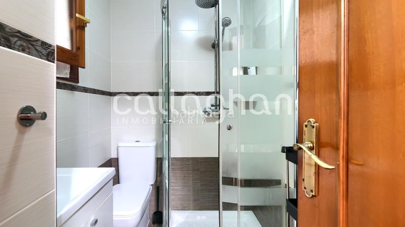 Foto a1110bd2-4c1e-43c3-be98-1d7000a652a9. Casa adossada amb calefacció aparcament a Corinto-Almardà Sagunt