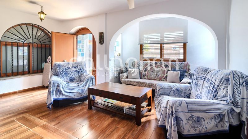 Foto e2170a62-09e5-45e6-bb79-59494fd40ea7. Casa adossada amb calefacció aparcament a Corinto-Almardà Sagunt