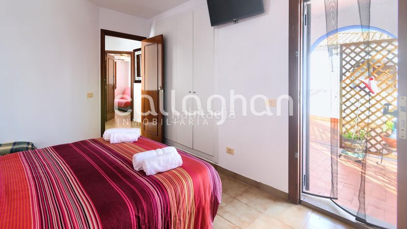 Foto f09285eb-0369-49cb-a17b-efe53f8c1ac0. Casa adossada amb calefacció aparcament a Corinto-Almardà Sagunt