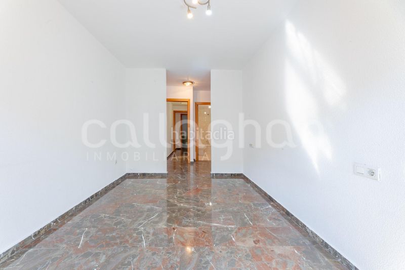 Piso vivienda de cuatro habitaciones en patraix en Valencia - Imagen 23