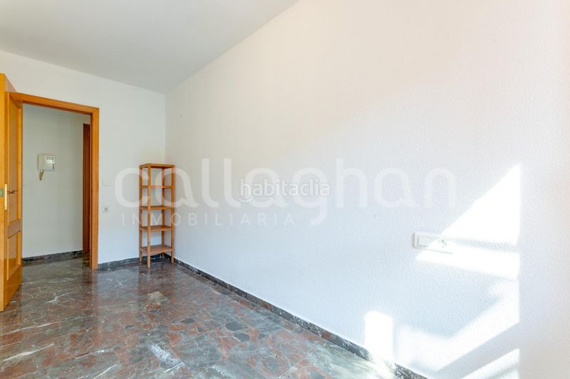 Piso vivienda de cuatro habitaciones en patraix en Valencia - Imagen 25