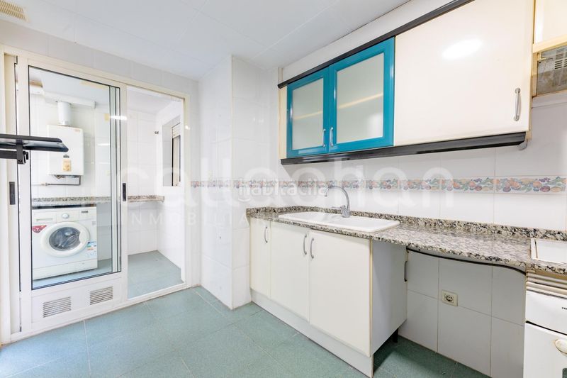 Piso vivienda de cuatro habitaciones en patraix en Valencia - Imagen 17