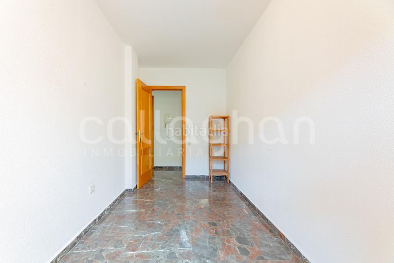 Piso vivienda de cuatro habitaciones en patraix en Valencia - Imagen 26