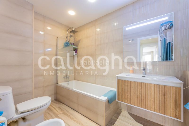 Foto 2ef6be69-a89b-4839-890b-aa87535ca56a. Piso  reformado en calle lebón en La Creu del Grau Valencia