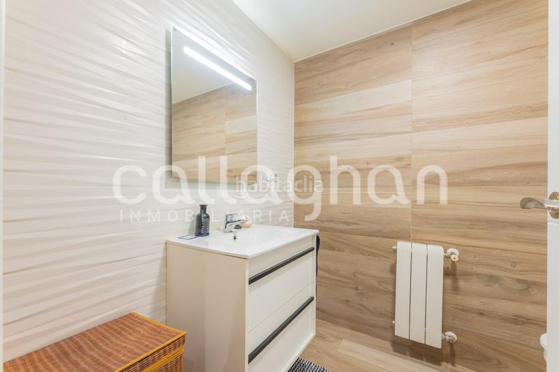 Foto 60f35ee7-6983-4c1e-9457-d82fd1fded6d. Piso  reformado en calle lebón en La Creu del Grau Valencia