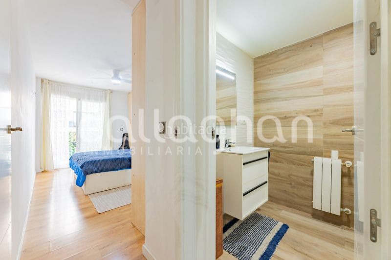 Foto 91b083a1-f87a-4d99-9756-2dbacc367f1e. Piso  reformado en calle lebón en La Creu del Grau Valencia