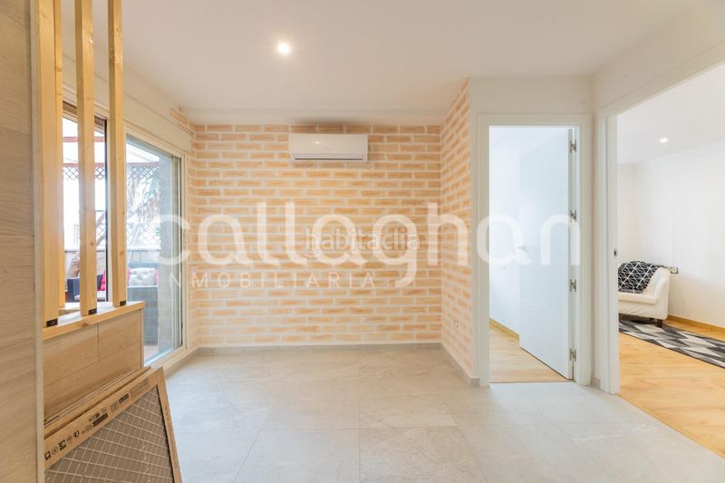 Foto ed7b19cf-fff1-4bd2-a80a-85abe35b7dbe. Piso  reformado en calle lebón en La Creu del Grau Valencia