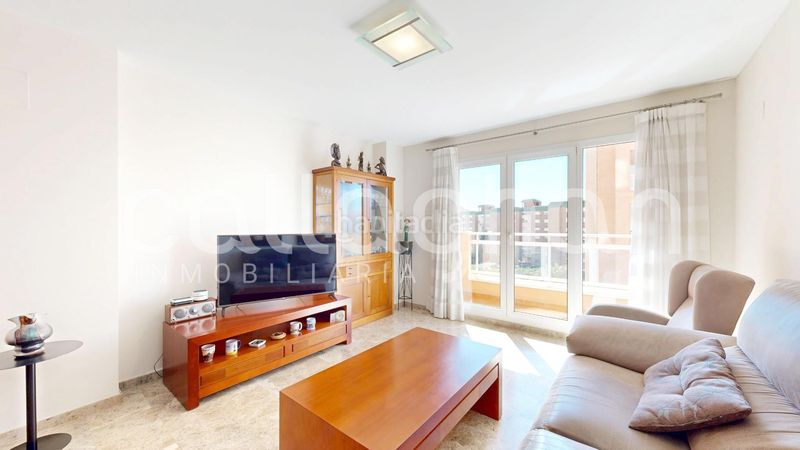 Foto 54ea5160-b9c8-440f-b169-08a2466db3a1. Pis amb aparcament piscina a Sant Pau Valencia