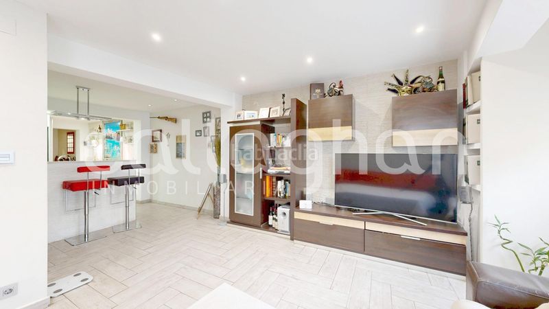 Foto 4e72be4a-8c9e-4995-9fa0-443a841e60f8. Pis a Barrio Benicalap Valencia