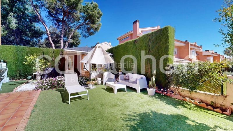 Foto 638243ca-f2f2-49a4-81c4-7554a21eb866. Planta baixa amb aparcament piscina a Massarojos Valencia