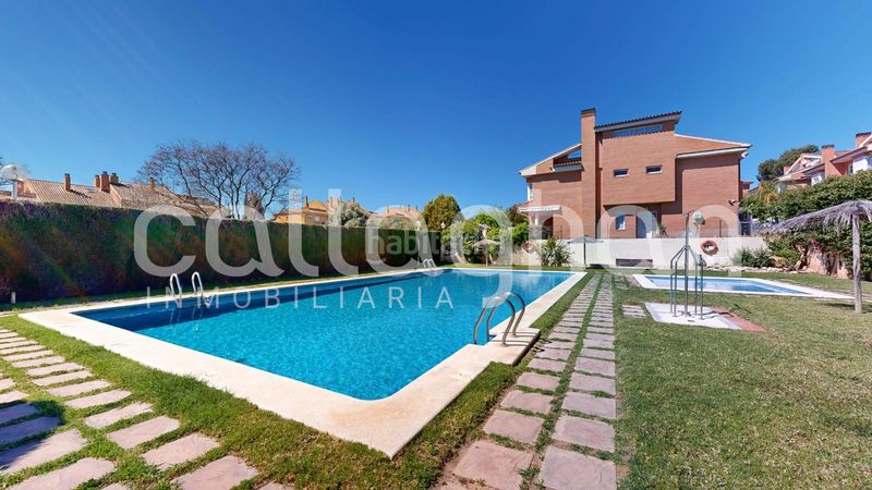 Foto 6a04cdba-144b-4630-911f-7918326597c4. Planta baixa amb aparcament piscina a Massarojos Valencia