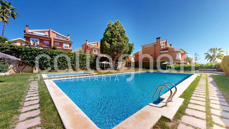 Foto 8276f439-c8eb-40f9-a411-d8b8a6f0db7d. Planta baixa amb aparcament piscina a Massarojos Valencia