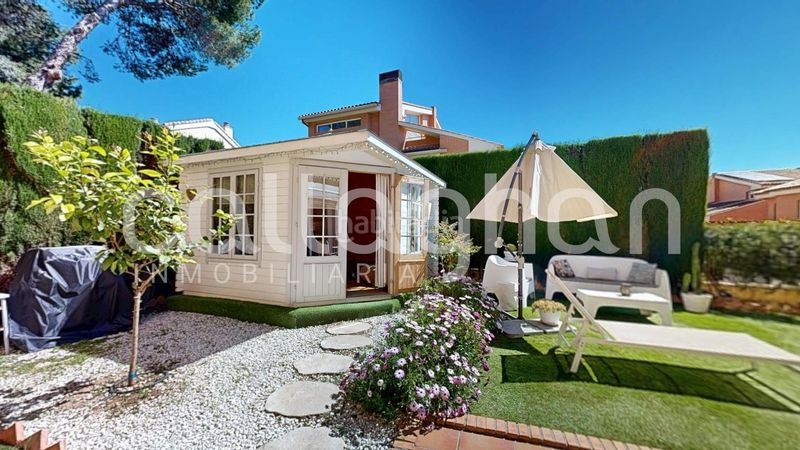 Foto c347743a-883d-44f2-ab68-2f3f172c1468. Planta baixa amb aparcament piscina a Massarojos Valencia
