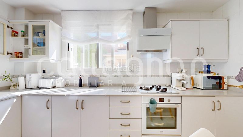 Foto ed6ea904-9242-47e2-ba53-9a0de46b21bc. Planta baixa amb aparcament piscina a Massarojos Valencia