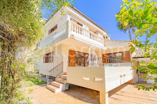 Chalet in Canet d´en Berenguer. Chalet reformado en calle la barraca