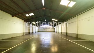 Lloguer Nau industrial  Calle de ramón muntaner. Parking en alquiler en ramón muntaner