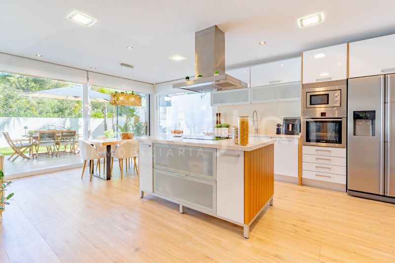 Foto 2fcef464-bd31-4c9f-a904-0bcc8b44d775. Xalet amb aparcament a Sierra Perenchiza-Cumbres de Calicanto-Sto Domingo Chiva