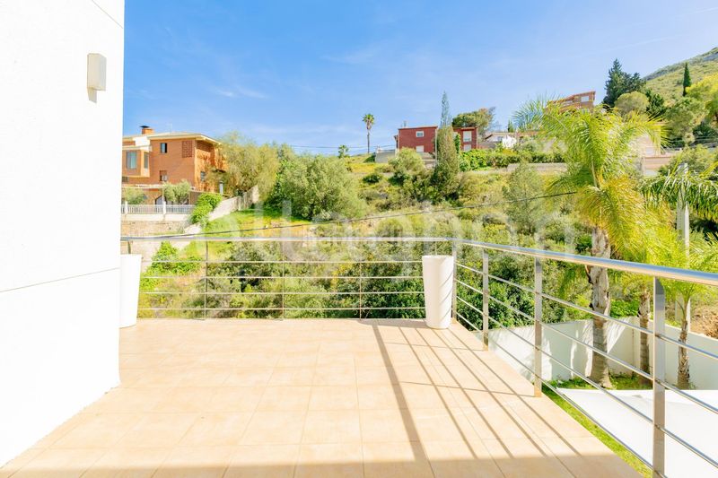 Foto 550e5712-0226-430c-9e35-10c0715768da. Xalet amb aparcament a Sierra Perenchiza-Cumbres de Calicanto-Sto Domingo Chiva