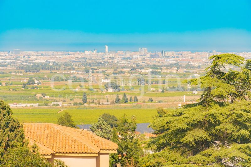 Foto 62377cfc-bd49-4c67-8673-27a5b5bd6fc4. Xalet amb aparcament a Sierra Perenchiza-Cumbres de Calicanto-Sto Domingo Chiva