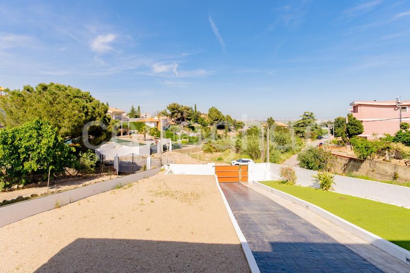 Foto fa98da09-5f56-4ad4-a51d-9b279bab95cb. Xalet amb aparcament a Sierra Perenchiza-Cumbres de Calicanto-Sto Domingo Chiva