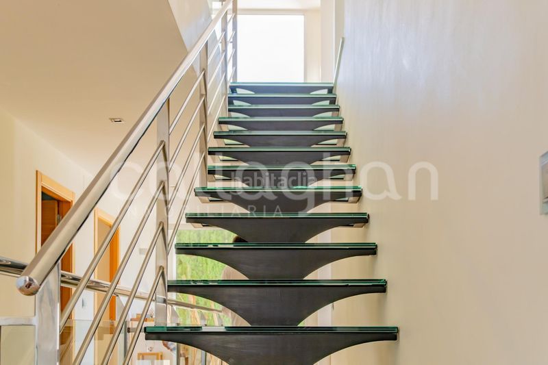 Foto fe209e0e-4272-4fd5-8b8c-7dbc181af9c5. Xalet amb aparcament a Sierra Perenchiza-Cumbres de Calicanto-Sto Domingo Chiva