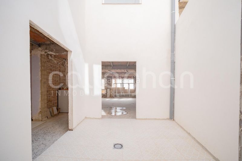 Foto 03fa1024-c831-4ffa-b72a-cea4dc0a77bd. Edificio in Centro Burriana