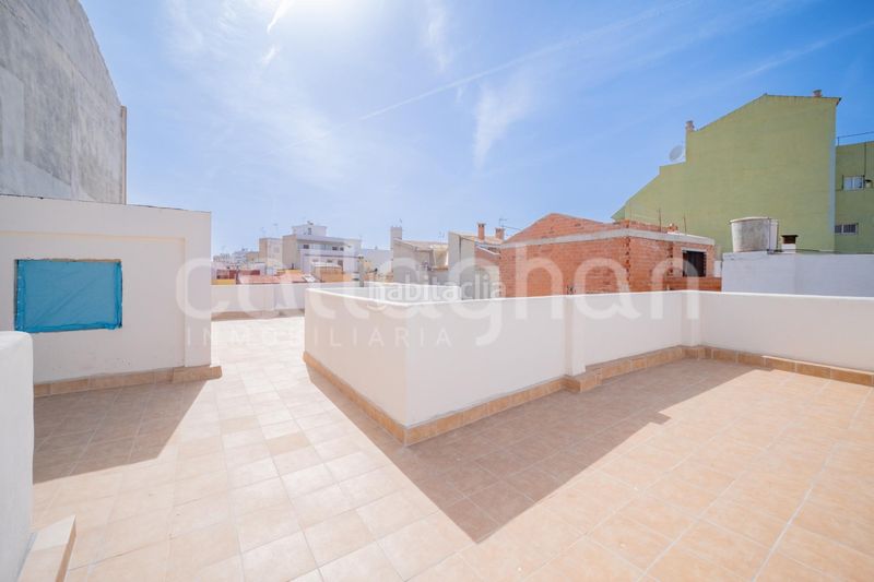 Foto 2d40f04c-5f2f-40bc-9350-accda18c145d. Edificio in Centro Burriana