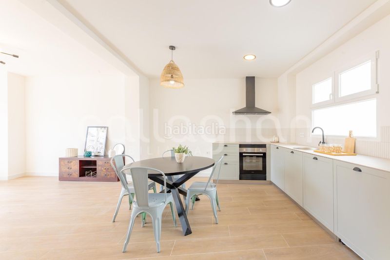 Foto 3caf7b5f-993a-46a1-9868-0561135c53ca. Edificio in Centro Burriana