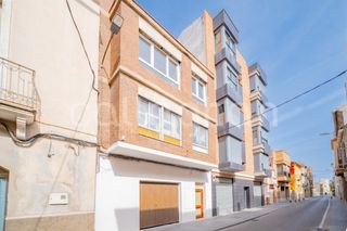 Edificio  Calle calle mare de déu de la misericòrdia. Edificio con gran potencial de rentabilidad en burriana