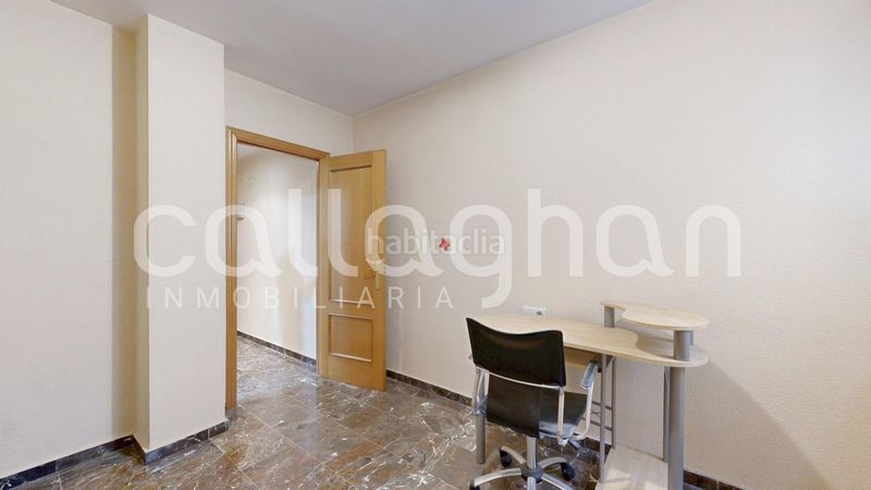 Piso amplia vivienda con terraza y garaje opcional en patraix, excelente ubicación en Valencia - Imagen 18