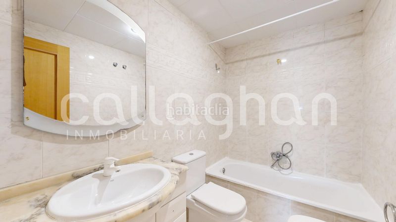 Piso amplia vivienda con terraza y garaje opcional en patraix, excelente ubicación en Valencia - Imagen 23