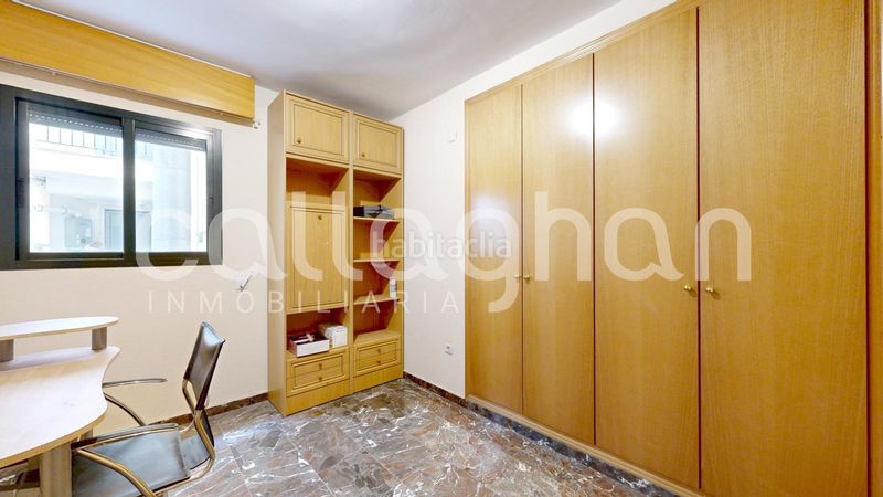 Piso amplia vivienda con terraza y garaje opcional en patraix, excelente ubicación en Valencia - Imagen 15