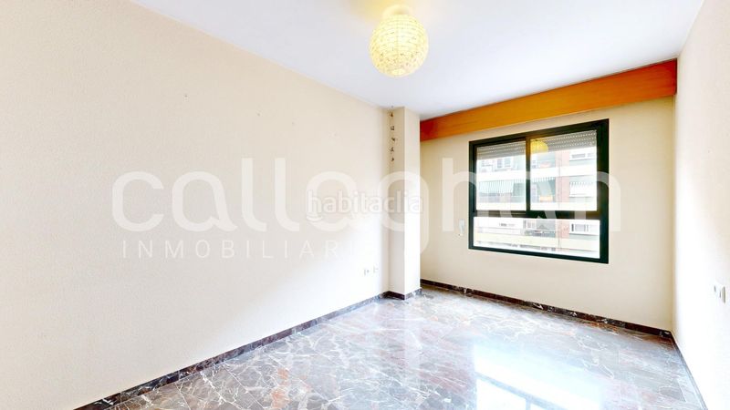 Piso amplia vivienda con terraza y garaje opcional en patraix, excelente ubicación en Valencia - Imagen 20