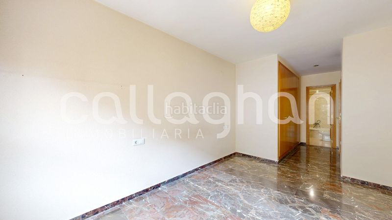 Piso amplia vivienda con terraza y garaje opcional en patraix, excelente ubicación en Valencia - Imagen 25