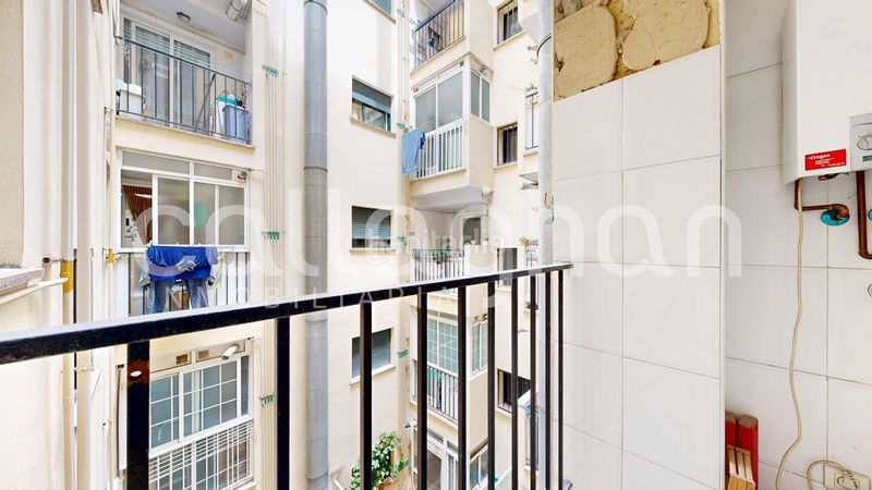 Piso amplia vivienda con terraza y garaje opcional en patraix, excelente ubicación en Valencia - Imagen 13