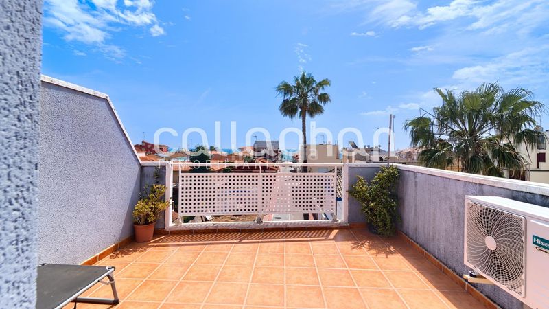 Foto fb570d38-ec10-4b70-b570-736c14927061. Casa aparellada a Chilches