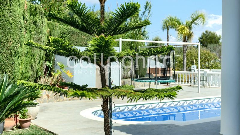 Foto 7419d37c-3368-4a0d-bc33-3534a92b1485. Xalet amb calefacció aparcament piscina a Monserrat