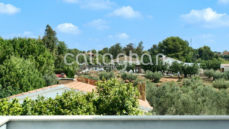 Foto f98f2779-e02e-4fe8-98f7-bf1db04443c1. Xalet amb calefacció aparcament piscina a Monserrat