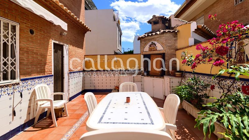 Foto a79e0822-d054-4d92-b725-e9faa03bfd47. Casa adossada amb calefacció aparcament a Sedaví