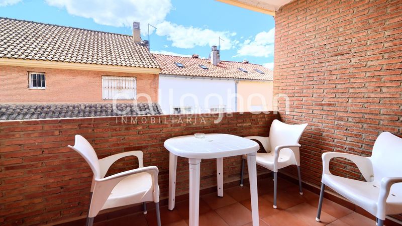 Foto a9fd02fb-7a35-42dc-bf8b-281c8d2c3bb0. Casa adossada amb calefacció aparcament a Sedaví