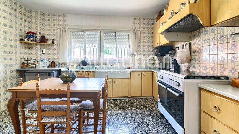Foto a376f72d-fd10-48c6-b056-f20f0fa34177. Pis amb calefacció aparcament a Pedralba