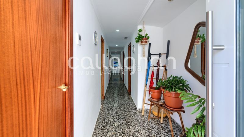 Foto afeedc10-53fa-4f41-8d5d-46fd8192dfc7. Pis amb calefacció aparcament a Pedralba