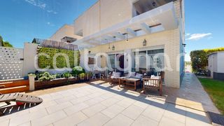 Casa bifamiliare  Calle ferran i d'antequera. Espléndido pareado en topairet, benaguasil  ideal para familias