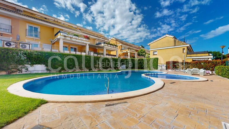 Foto 9153c071-8693-4c5e-b394-c45782331886. Pis amb aparcament piscina a El Bosque Chiva