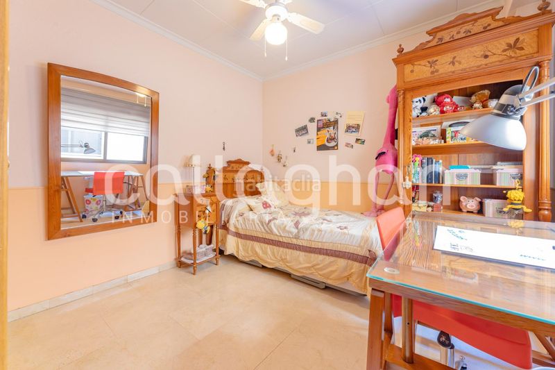 Foto c8813bfc-f569-4deb-90b8-62a15ad8f822. Casa adossada amb calefacció aparcament a Massanassa